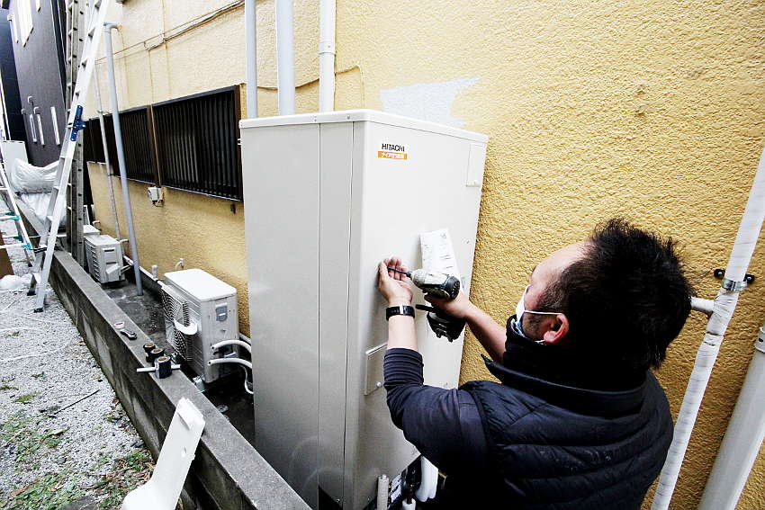 前カバーネジ外し