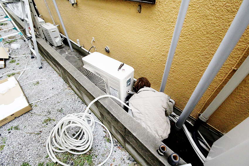 ヒートポンプユニット側の配管接続