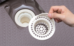 長府製作所のユニットバス「ユメリア」お掃除簡単ヘアキャッチャー