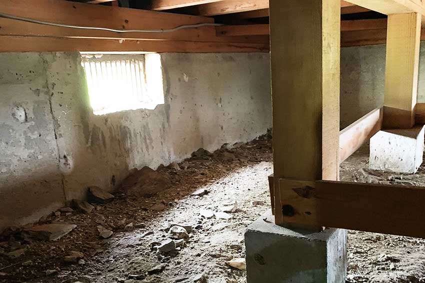 一般住宅の布基礎の床下